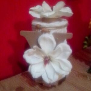 Floral Jewelry Organizer with Cream Accents